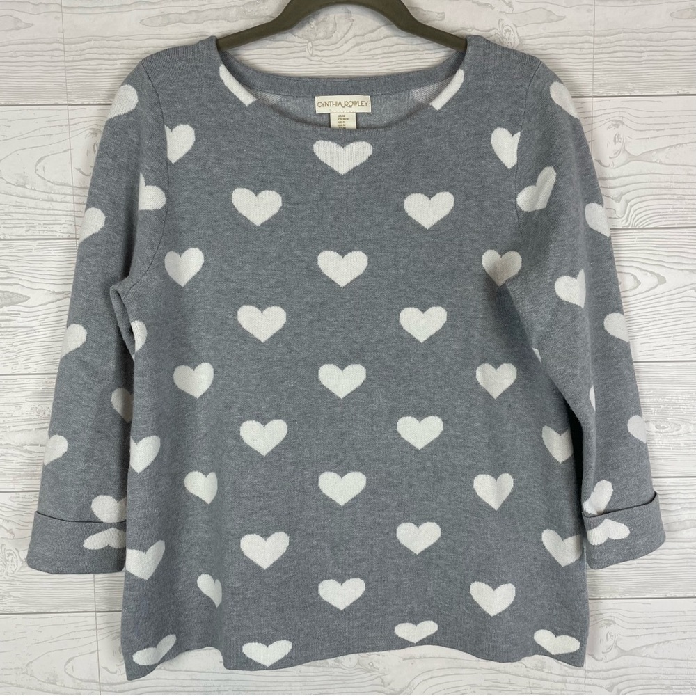 Cynthia Rowley Gray Heart Sweater Size Medium Valentine’s Day